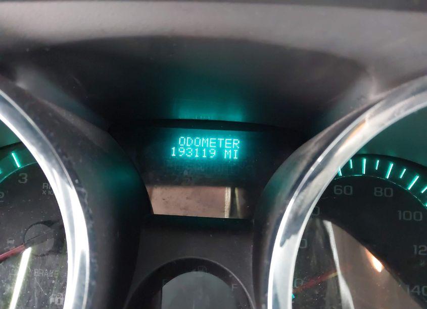 Photo 15 of 2011 Chevrolet Traverse 1LT (VIN 1GNKVGED3BJ137081)