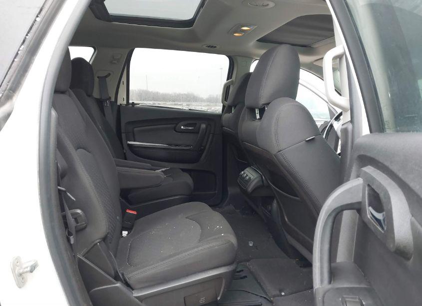 Photo 8 of 2011 Chevrolet Traverse 1LT (VIN 1GNKVGED3BJ137081)