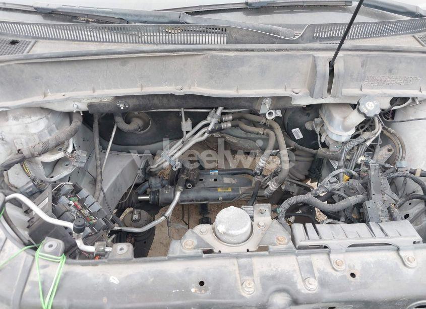 Photo 10 of 2011 Chevrolet Traverse 1LT (VIN 1GNKVGED3BJ248956)