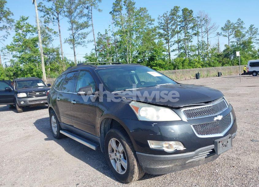 2011 Chevrolet Traverse 1LT (VIN 1GNKVGED3BJ327897) main photo