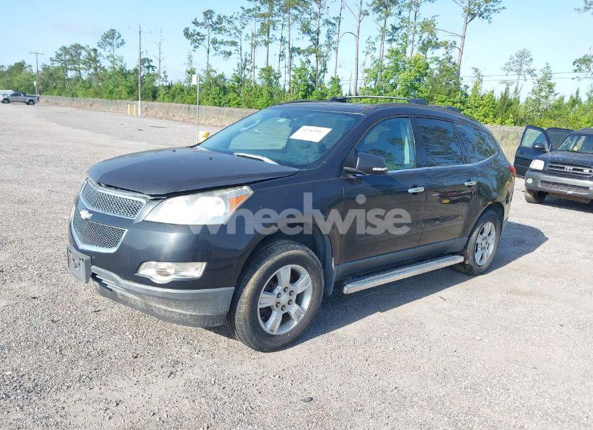 Photo 2 of 2011 Chevrolet Traverse 1LT (VIN 1GNKVGED3BJ327897)