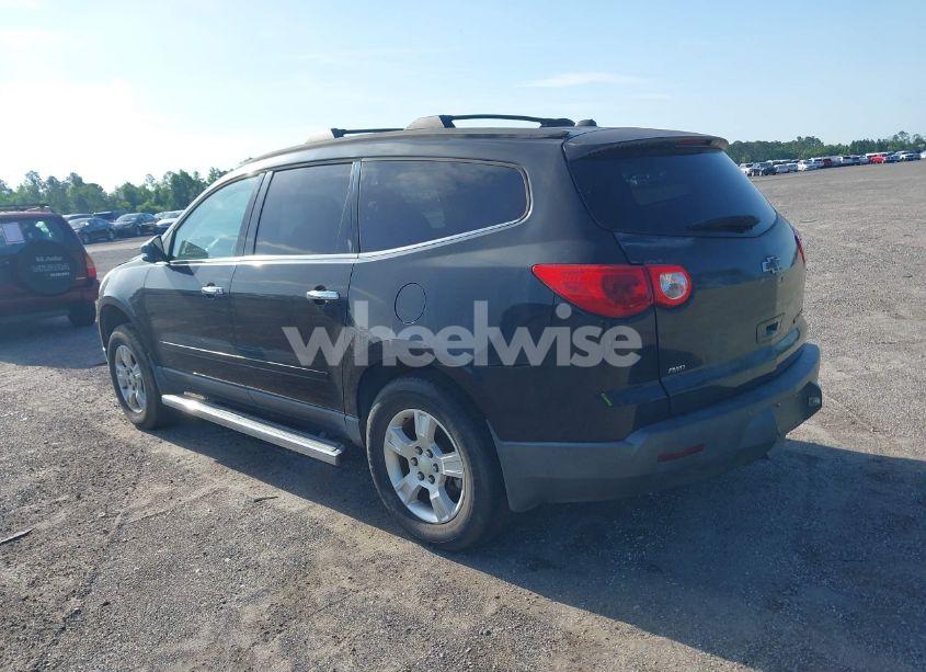 Photo 3 of 2011 Chevrolet Traverse 1LT (VIN 1GNKVGED3BJ327897)