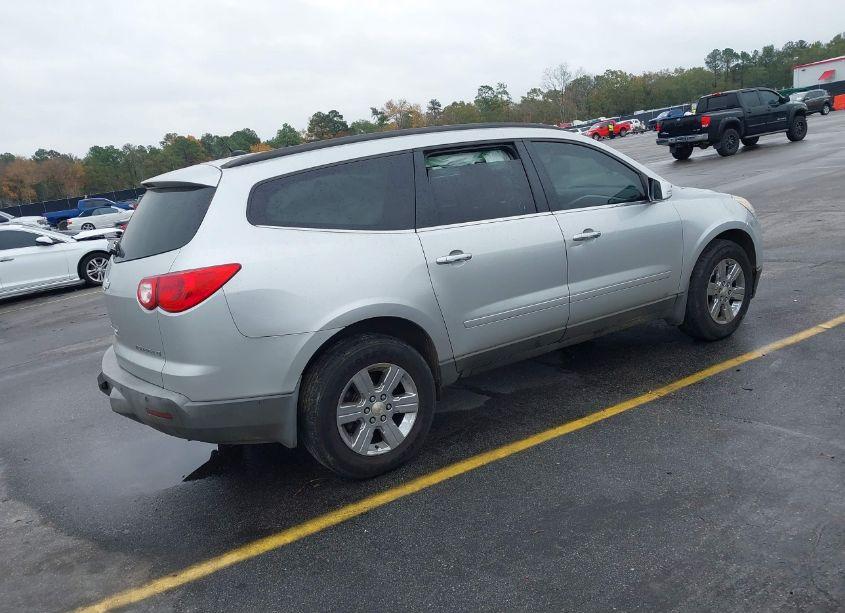 Photo 4 of 2012 Chevrolet Traverse 1LT (VIN 1GNKVGED3CJ181583)