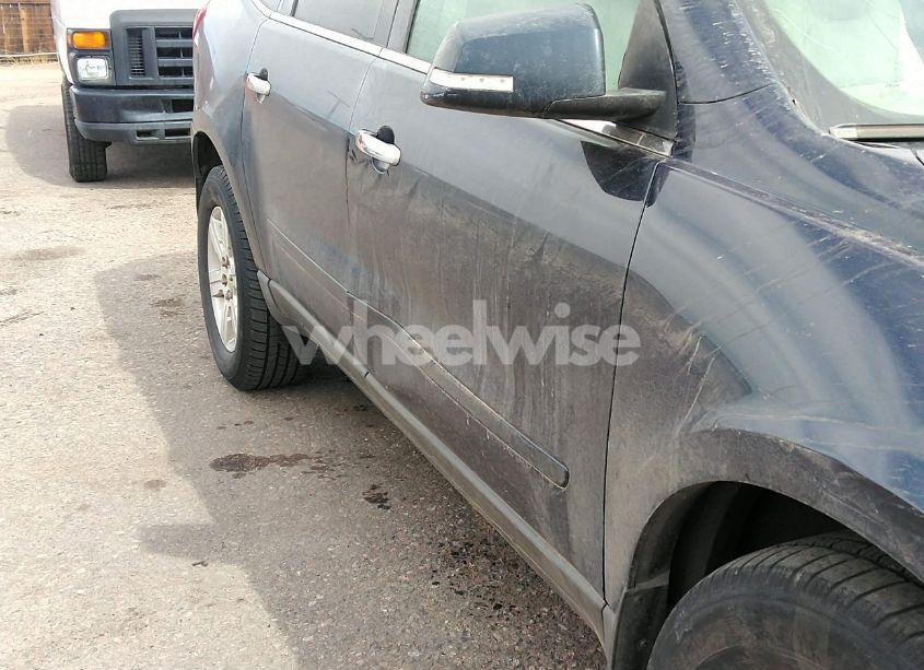 Photo 6 of 2012 Chevrolet Traverse 1LT (VIN 1GNKVGED3CJ184791)