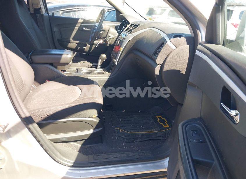 Photo 5 of 2012 Chevrolet Traverse 1LT (VIN 1GNKVGED3CJ230085)