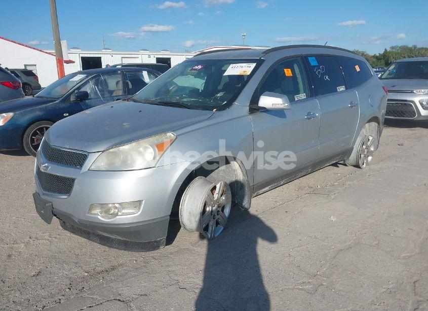 Photo 2 of 2012 Chevrolet Traverse 1LT (VIN 1GNKVGED3CJ360884)