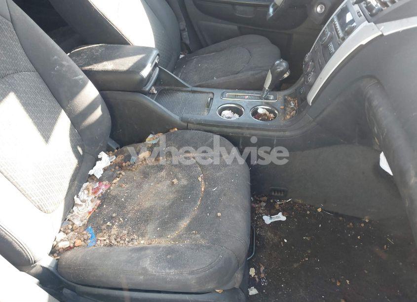 Photo 5 of 2012 Chevrolet Traverse 1LT (VIN 1GNKVGED3CJ360884)