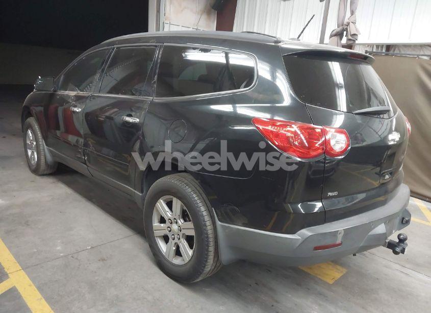 Photo 3 of 2011 Chevrolet Traverse 1LT (VIN 1GNKVGED4BJ145318)