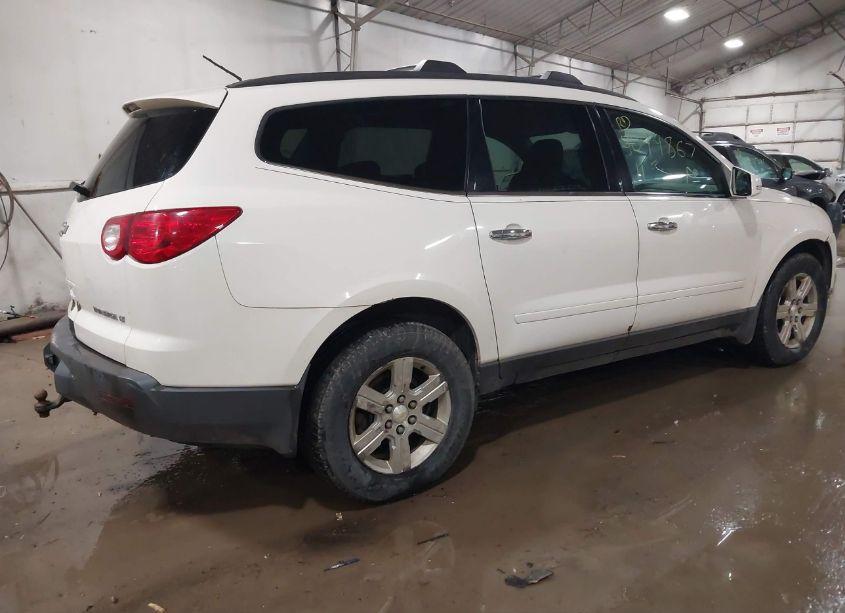 Photo 4 of 2011 Chevrolet Traverse 1LT (VIN 1GNKVGED4BJ180215)