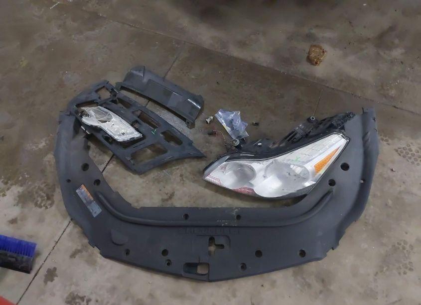 Photo 12 of 2011 Chevrolet Traverse 1LT (VIN 1GNKVGED4BJ312583)