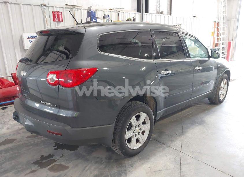 Photo 4 of 2011 Chevrolet Traverse 1LT (VIN 1GNKVGED4BJ359189)
