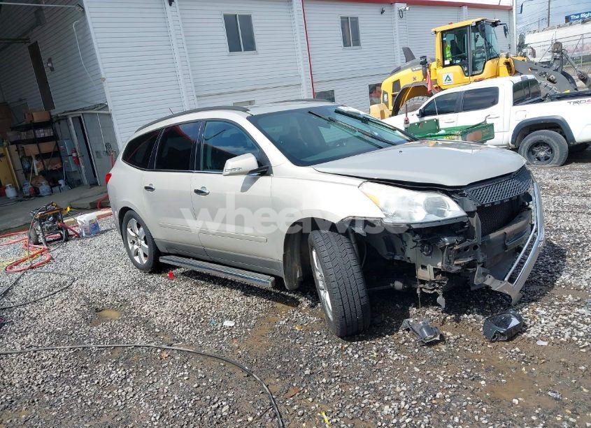 2012 Chevrolet Traverse 1LT (VIN 1GNKVGED4CJ238437) main photo