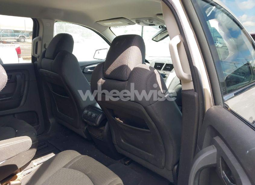 Photo 8 of 2012 Chevrolet Traverse 1LT (VIN 1GNKVGED4CJ238437)