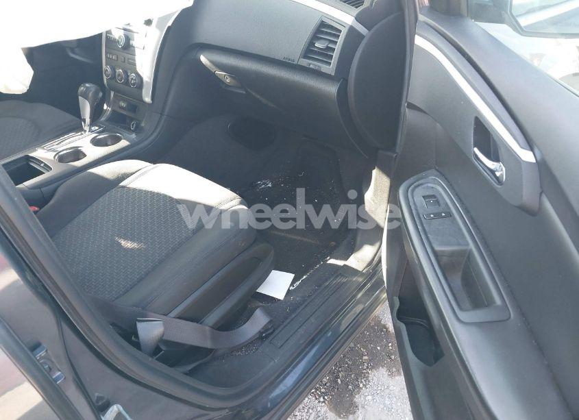 Photo 5 of 2012 Chevrolet Traverse 1LT (VIN 1GNKVGED4CJ276802)