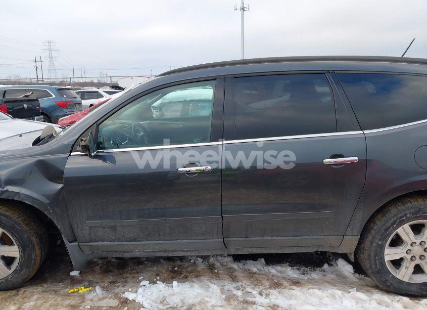 Photo 14 of 2011 Chevrolet Traverse 1LT (VIN 1GNKVGED5BJ252054)