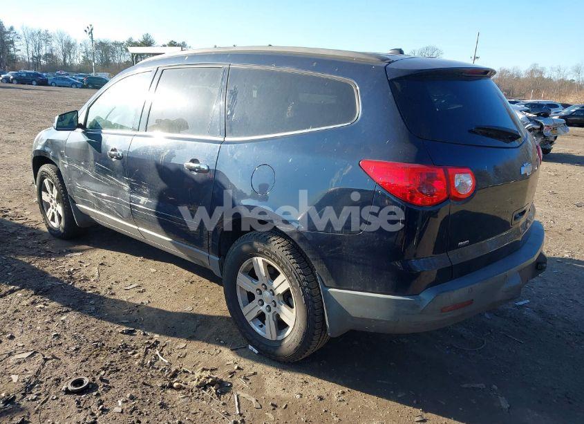 Photo 3 of 2011 Chevrolet Traverse 1LT (VIN 1GNKVGED5BJ307215)