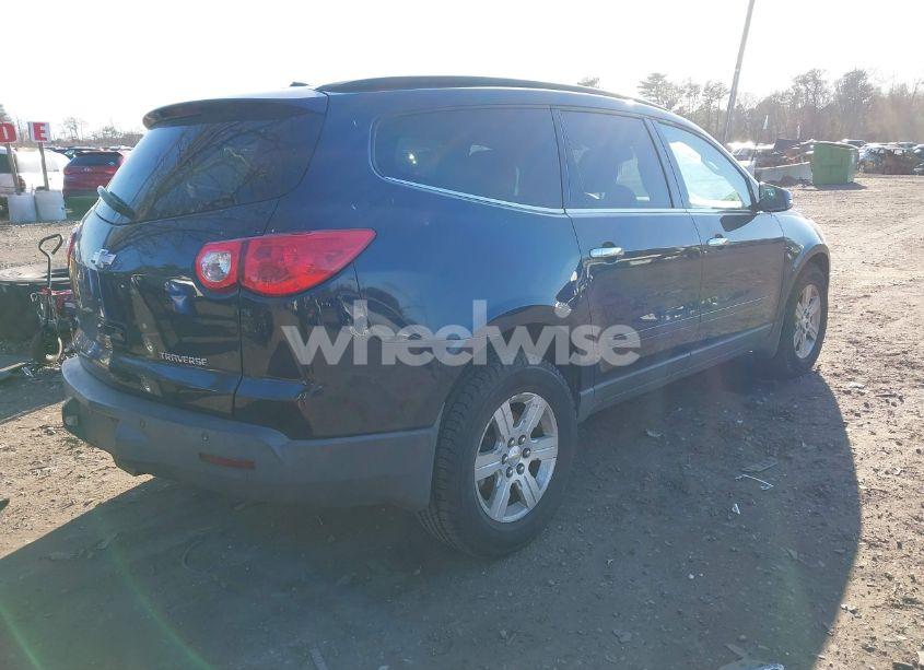Photo 4 of 2011 Chevrolet Traverse 1LT (VIN 1GNKVGED5BJ307215)