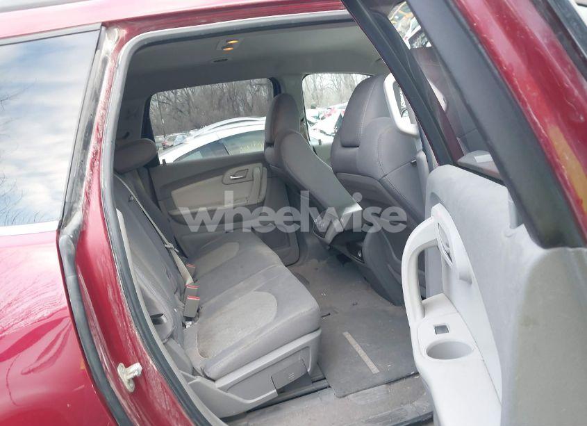 Photo 8 of 2011 Chevrolet Traverse 1LT (VIN 1GNKVGED5BJ330705)