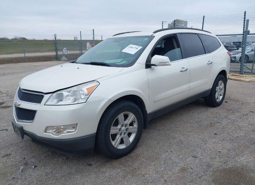 Photo 2 of 2011 Chevrolet Traverse 1LT (VIN 1GNKVGED5BJ338562)