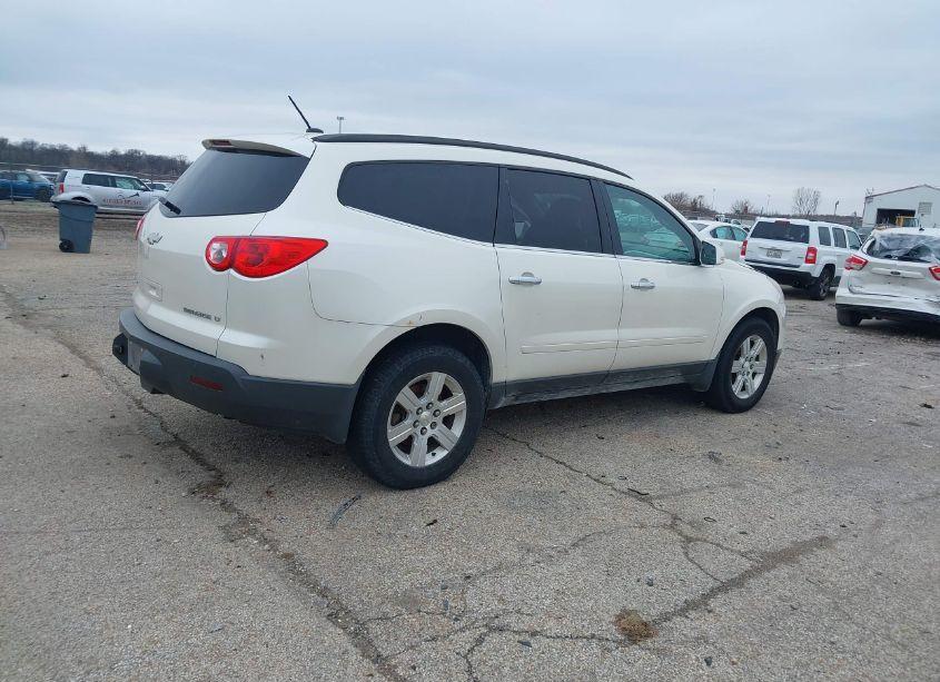 Photo 4 of 2011 Chevrolet Traverse 1LT (VIN 1GNKVGED5BJ338562)