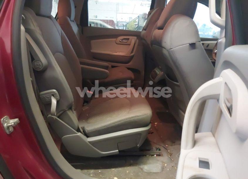 Photo 8 of 2012 Chevrolet Traverse 1LT (VIN 1GNKVGED6CJ171923)