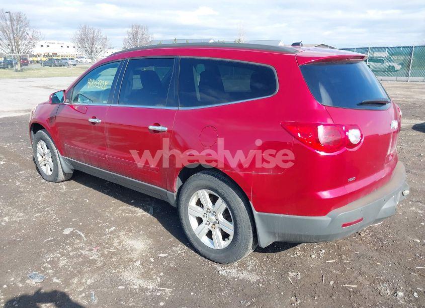 Photo 3 of 2012 Chevrolet Traverse 1LT (VIN 1GNKVGED6CJ352522)