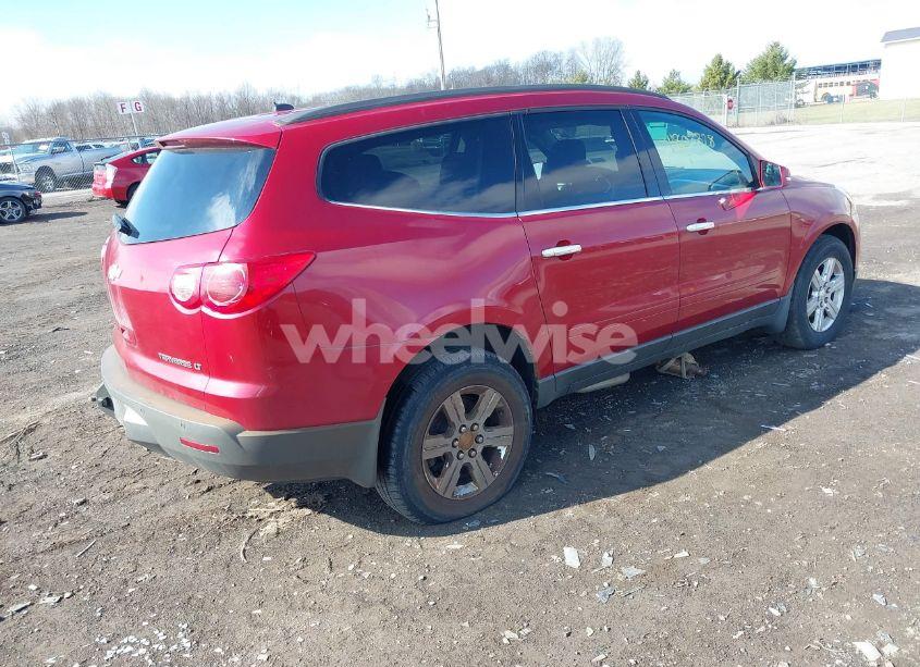 Photo 4 of 2012 Chevrolet Traverse 1LT (VIN 1GNKVGED6CJ352522)