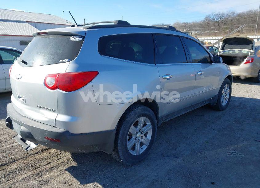 Photo 4 of 2011 Chevrolet Traverse 1LT (VIN 1GNKVGED7BJ193220)