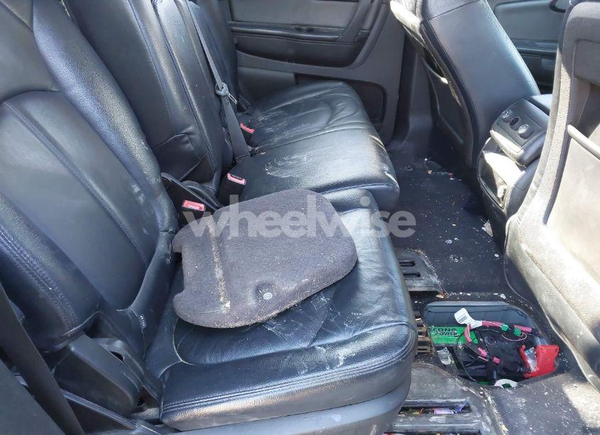 Photo 8 of 2011 Chevrolet Traverse 1LT (VIN 1GNKVGED7BJ193220)