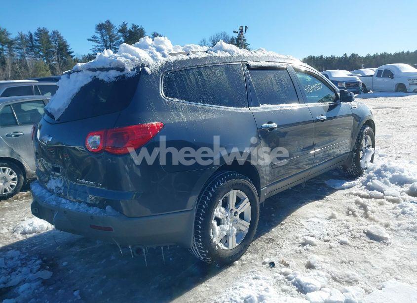 Photo 4 of 2011 Chevrolet Traverse 1LT (VIN 1GNKVGED7BJ351040)