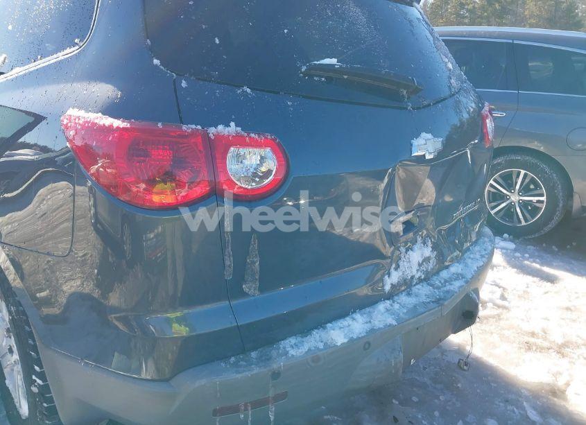 Photo 6 of 2011 Chevrolet Traverse 1LT (VIN 1GNKVGED7BJ351040)