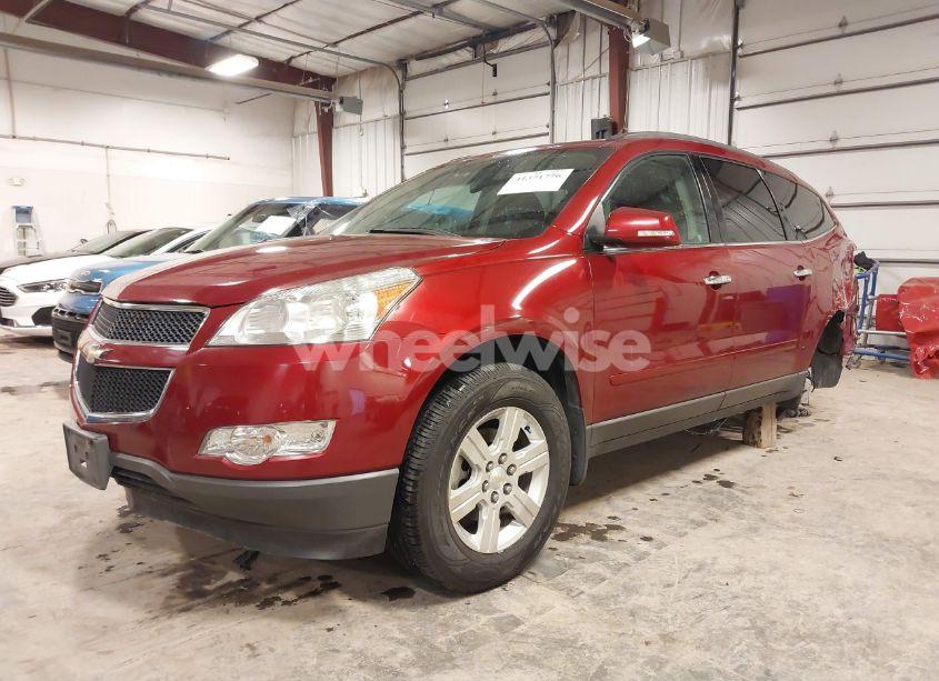 Photo 2 of 2011 Chevrolet Traverse 1LT (VIN 1GNKVGED8BJ163692)