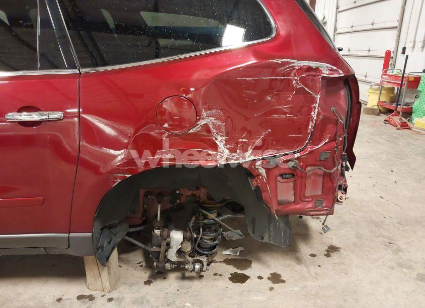 Photo 6 of 2011 Chevrolet Traverse 1LT (VIN 1GNKVGED8BJ163692)