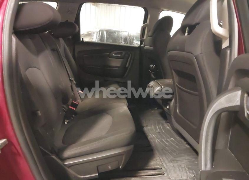 Photo 8 of 2011 Chevrolet Traverse 1LT (VIN 1GNKVGED8BJ163692)