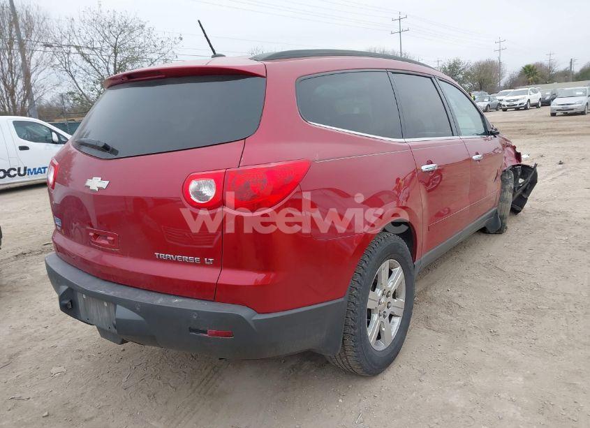 Photo 4 of 2012 Chevrolet Traverse 1LT (VIN 1GNKVGED8CJ128619)