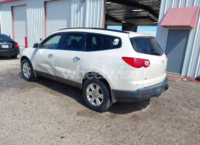 Photo 3 of 2012 Chevrolet Traverse 1LT (VIN 1GNKVGED8CJ202492)