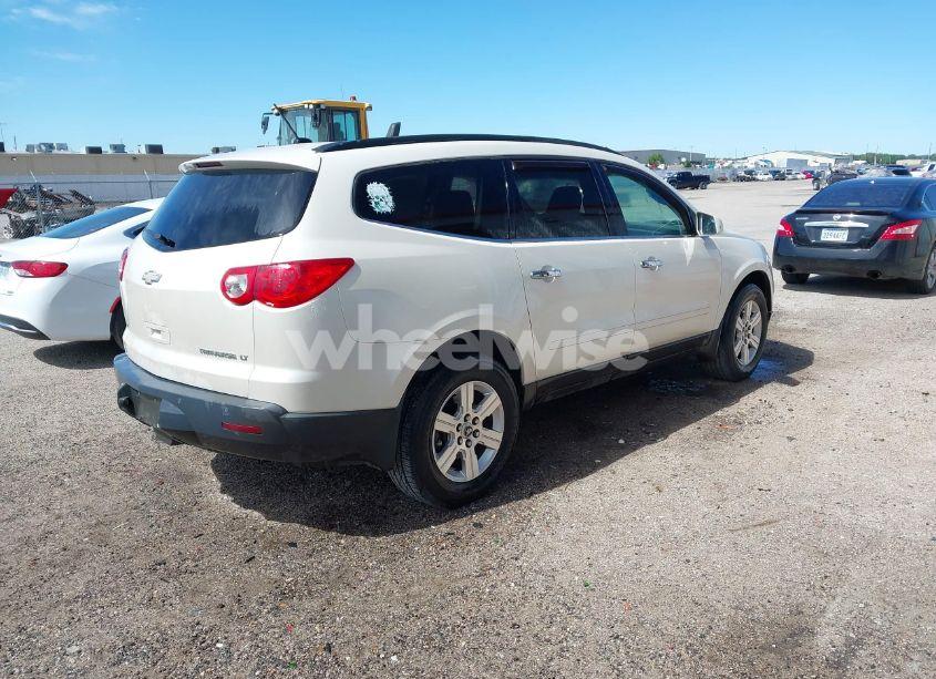 Photo 4 of 2012 Chevrolet Traverse 1LT (VIN 1GNKVGED8CJ202492)