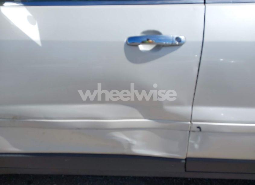 Photo 6 of 2012 Chevrolet Traverse 1LT (VIN 1GNKVGED8CJ202492)