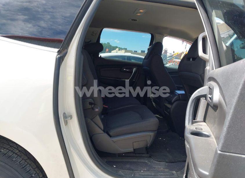 Photo 8 of 2012 Chevrolet Traverse 1LT (VIN 1GNKVGED8CJ202492)