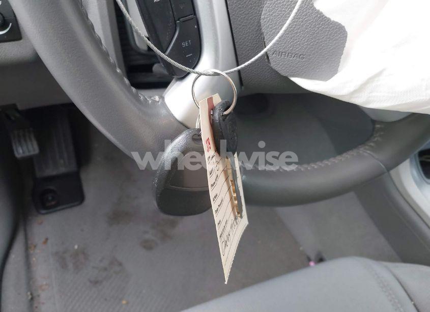 Photo 11 of 2011 Chevrolet Traverse 1LT (VIN 1GNKVGED9BJ121001)