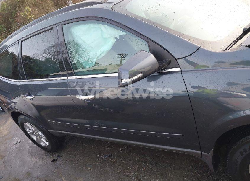 Photo 13 of 2011 Chevrolet Traverse 1LT (VIN 1GNKVGED9BJ121001)