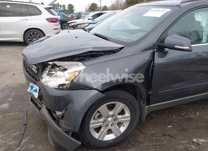 Photo 17 of 2011 Chevrolet Traverse 1LT (VIN 1GNKVGED9BJ121001)