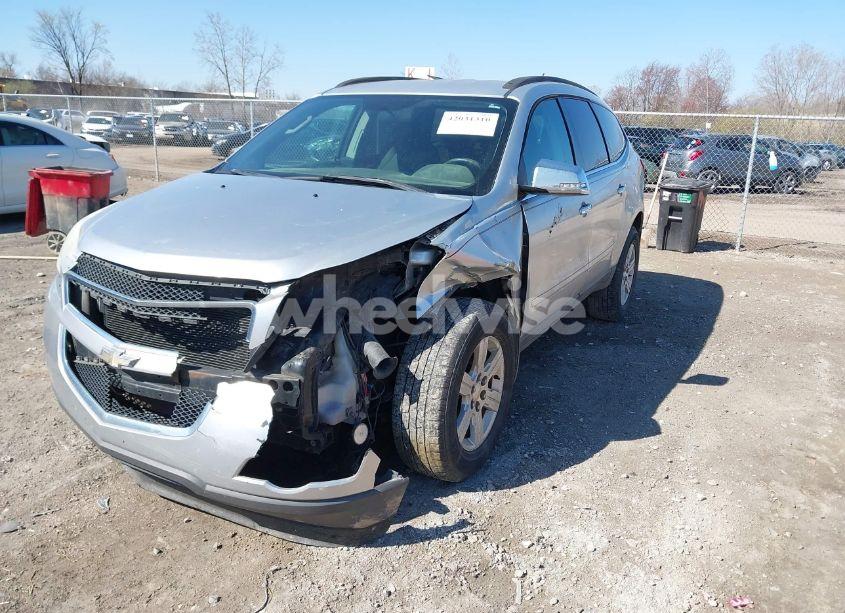 Photo 2 of 2011 Chevrolet Traverse 1LT (VIN 1GNKVGED9BJ124772)