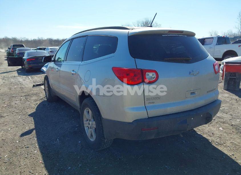 Photo 3 of 2011 Chevrolet Traverse 1LT (VIN 1GNKVGED9BJ124772)