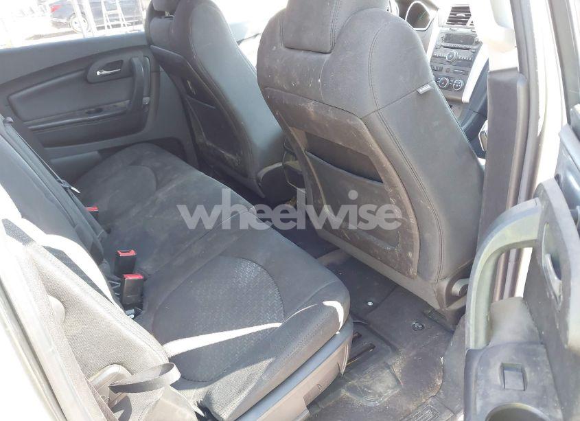 Photo 8 of 2011 Chevrolet Traverse 1LT (VIN 1GNKVGED9BJ124772)