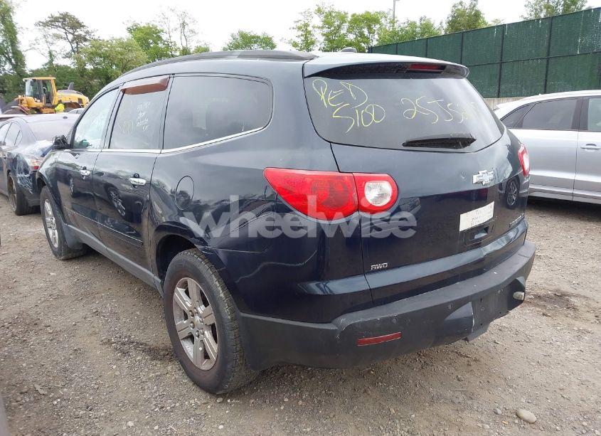 Photo 3 of 2011 Chevrolet Traverse 1LT (VIN 1GNKVGED9BJ414428)