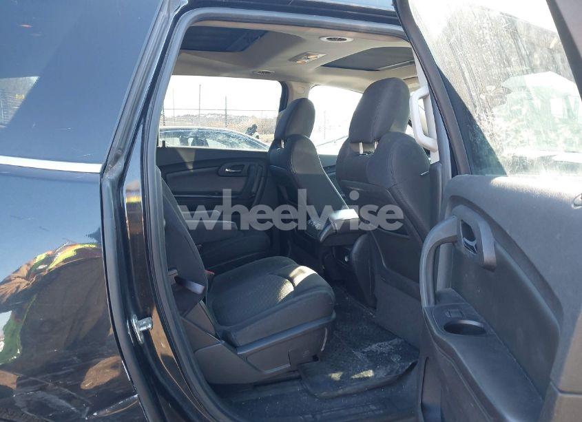 Photo 8 of 2012 Chevrolet Traverse 1LT (VIN 1GNKVGED9CJ133781)