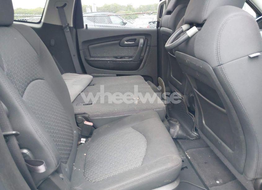 Photo 8 of 2012 Chevrolet Traverse 1LT (VIN 1GNKVGED9CJ266217)