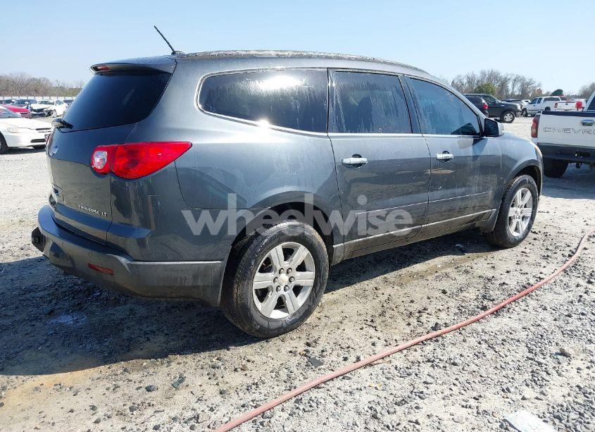 Photo 4 of 2011 Chevrolet Traverse 1LT (VIN 1GNKVGEDXBJ240904)