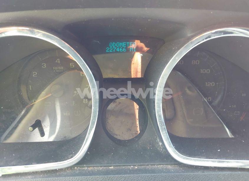 Photo 7 of 2011 Chevrolet Traverse 1LT (VIN 1GNKVGEDXBJ240904)